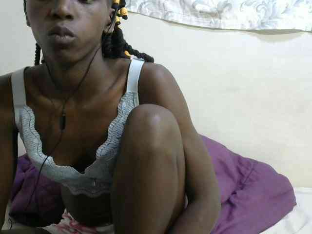 PrettyOne1 webcam
