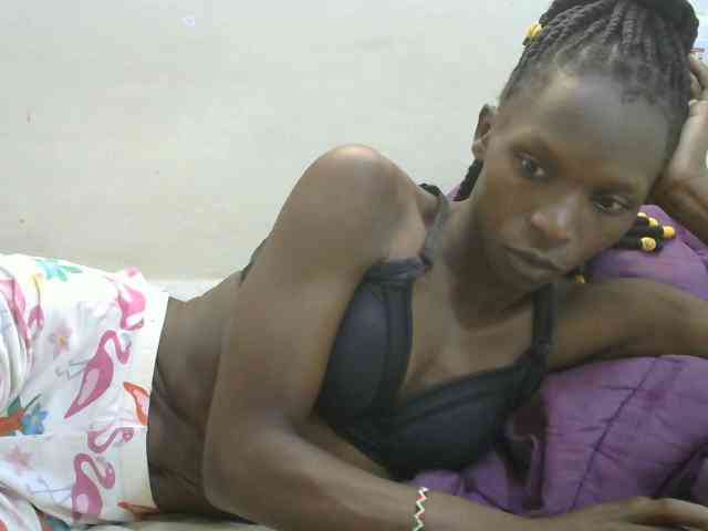 PrettyOne1 webcam