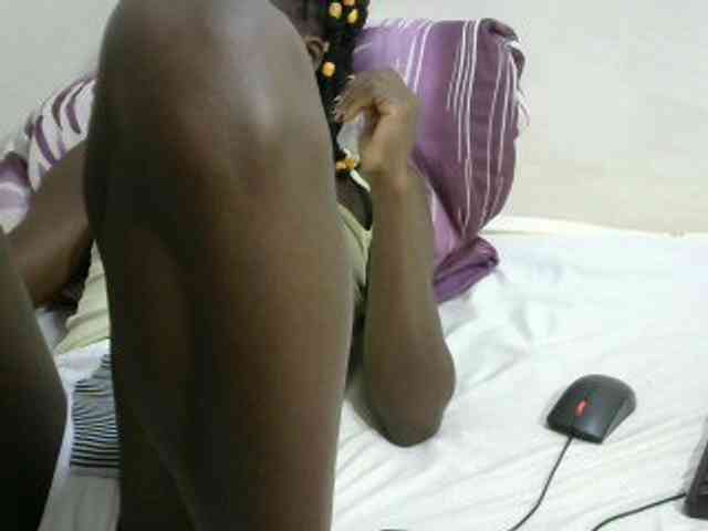 PrettyOne1 webcam