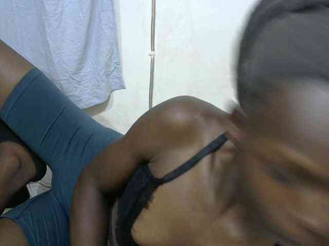 PrettyOne1 webcam