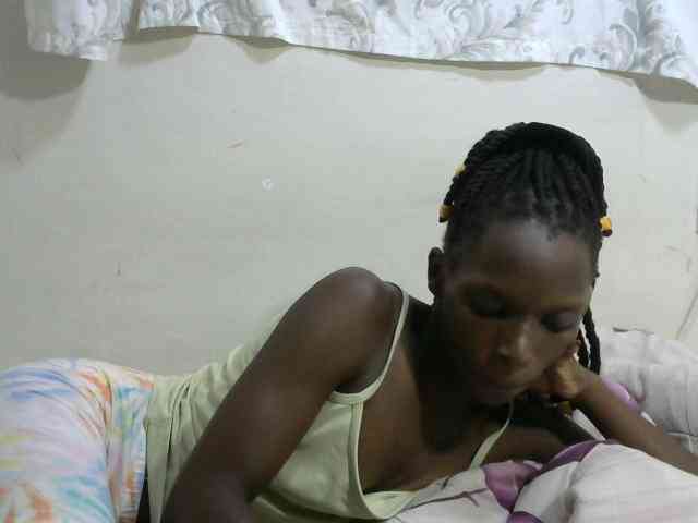 PrettyOne1 webcam