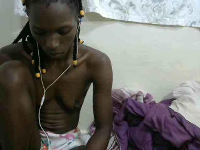 PrettyOne1 webcam
