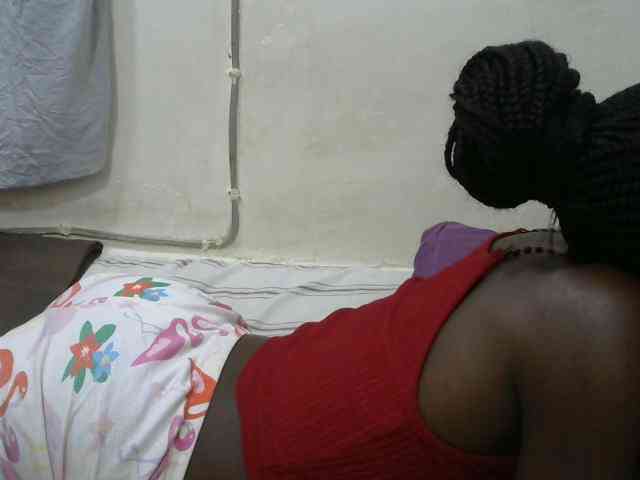 PrettyOne1 webcam