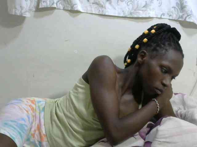 PrettyOne1 webcam