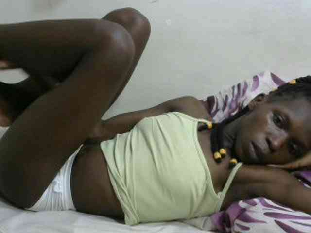 PrettyOne1 webcam