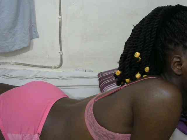 PrettyOne1 webcam