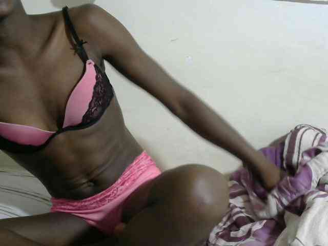 PrettyOne1 webcam