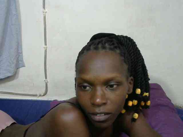 PrettyOne1 webcam