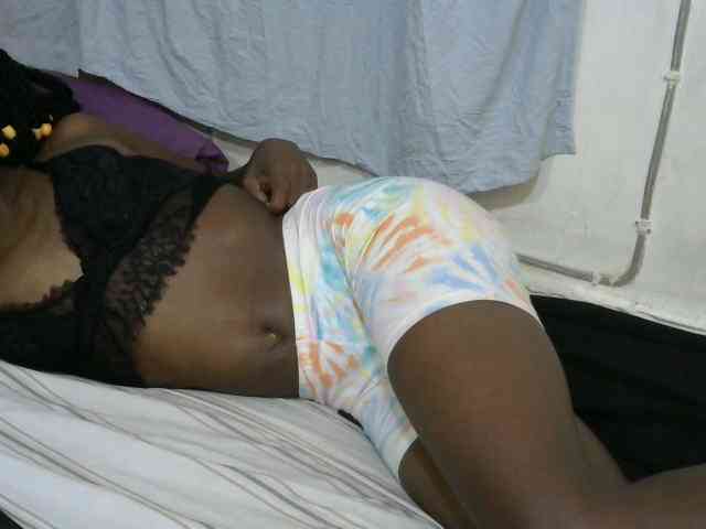 PrettyOne1 webcam