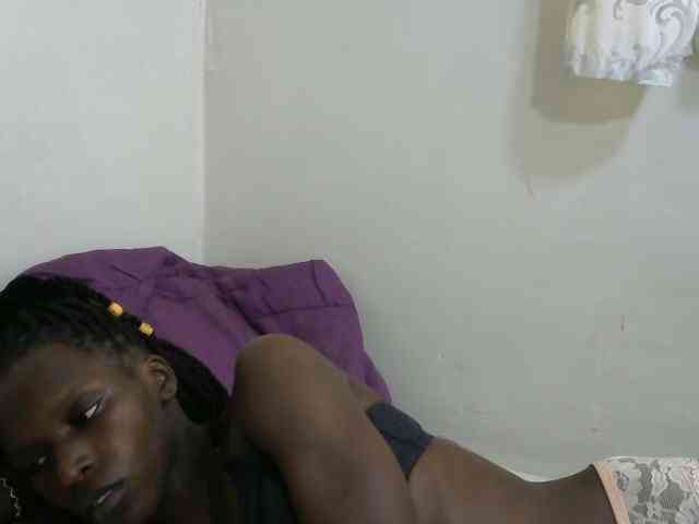 PrettyOne1 webcam