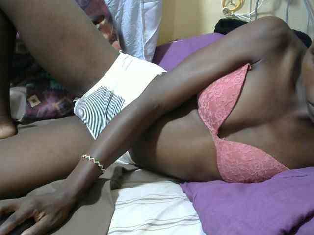 PrettyOne1 webcam