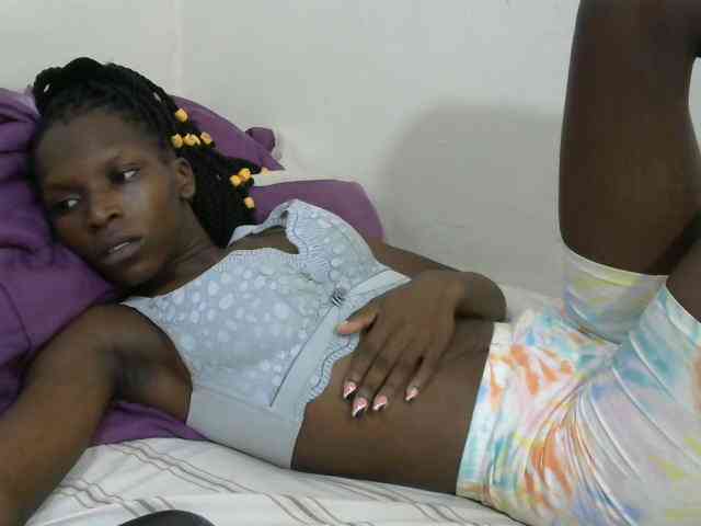 PrettyOne1 webcam