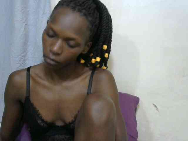 PrettyOne1 webcam