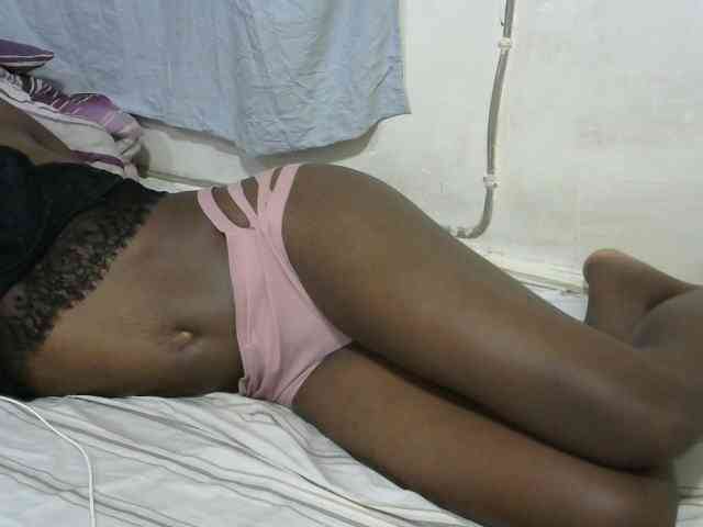 PrettyOne1 webcam