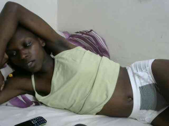 PrettyOne1 webcam