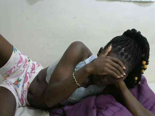 PrettyOne1 webcam