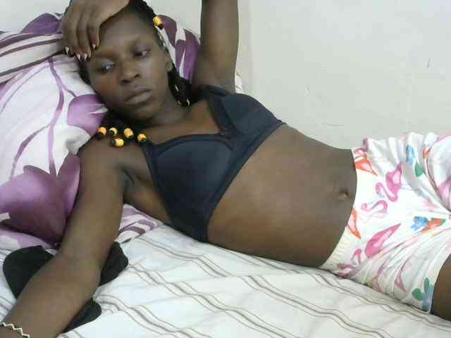 PrettyOne1 webcam