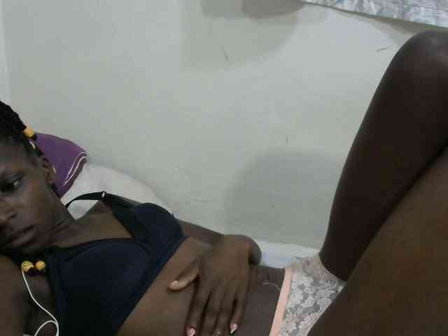 PrettyOne1 webcam