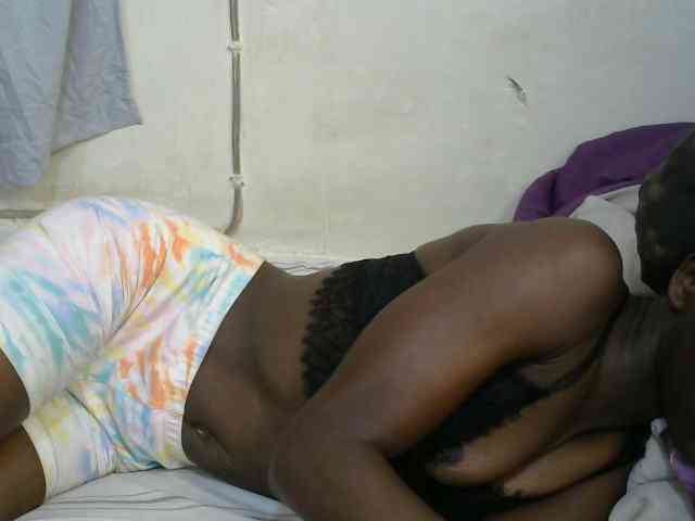 PrettyOne1 webcam