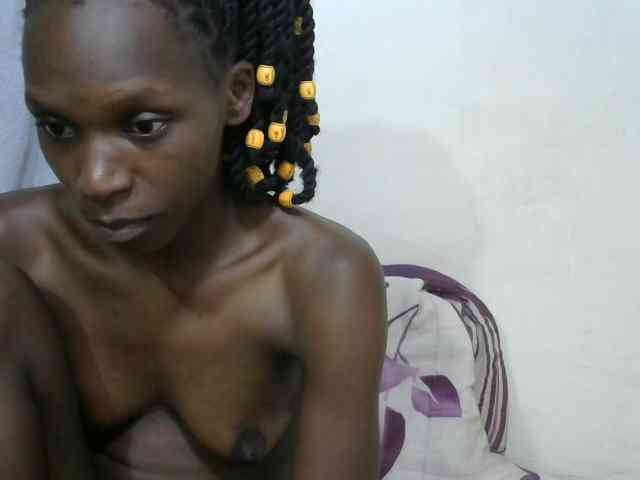 PrettyOne1 Live Webcam on BongaCams