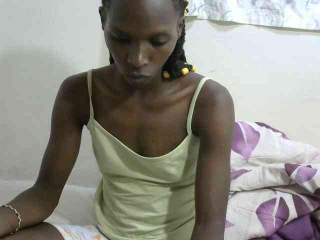 PrettyOne1 webcam