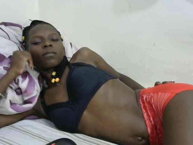 PrettyOne1 webcam