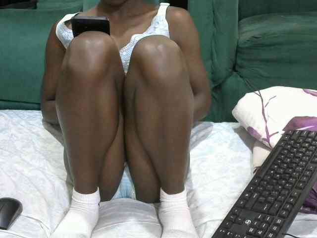 PrettyOne1 webcam