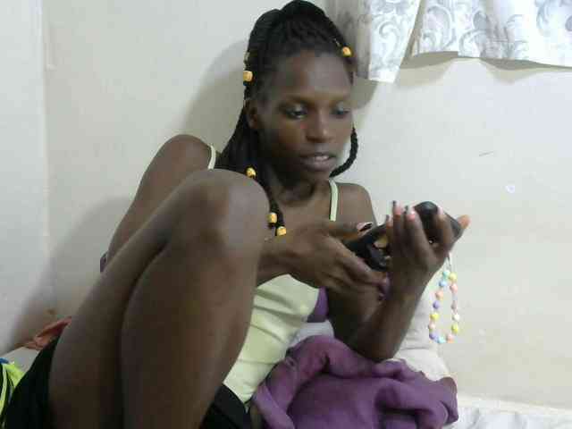 PrettyOne1 webcam