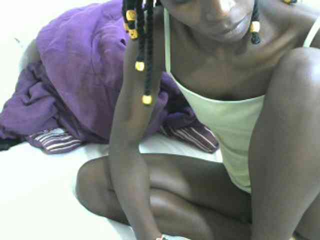 PrettyOne1 webcam