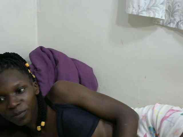 PrettyOne1 webcam