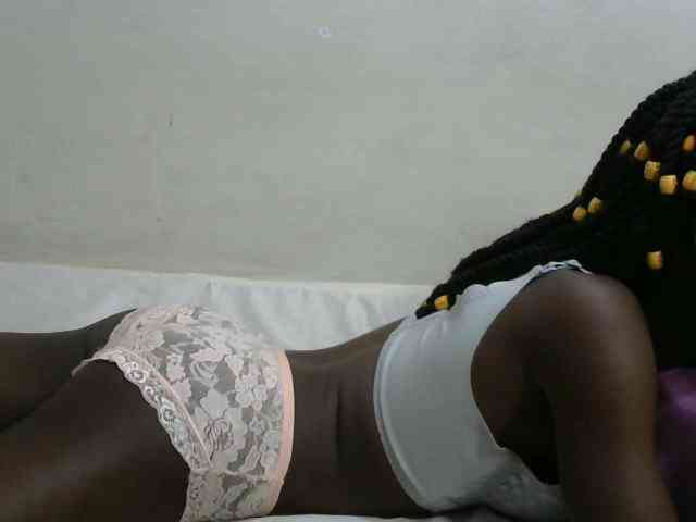PrettyOne1 webcam