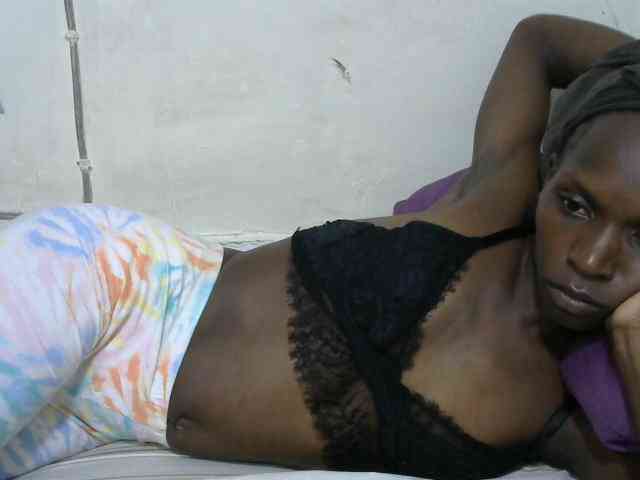 PrettyOne1 webcam