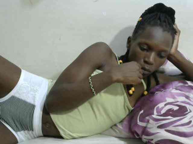 PrettyOne1 webcam
