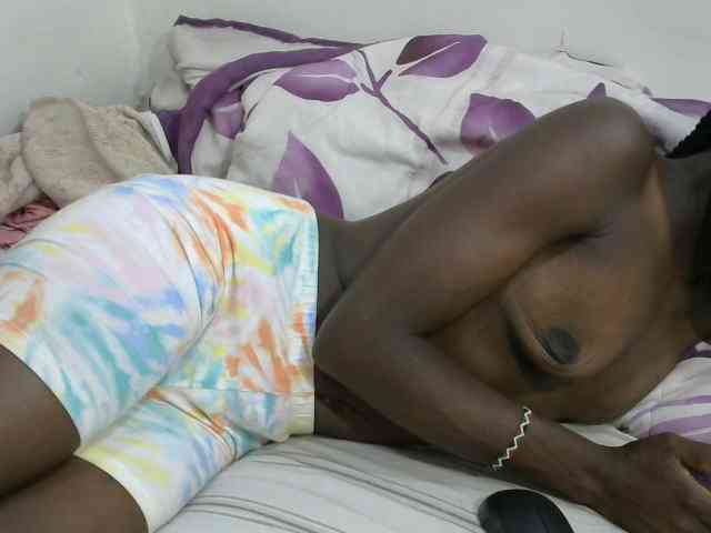 PrettyOne1 webcam