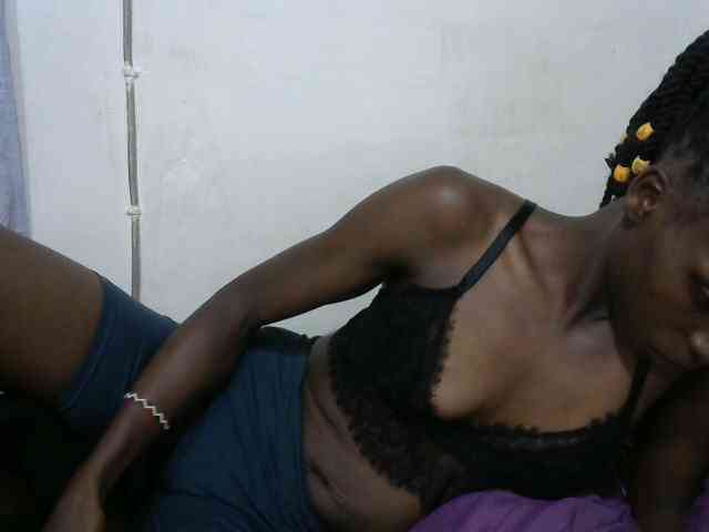 PrettyOne1 webcam