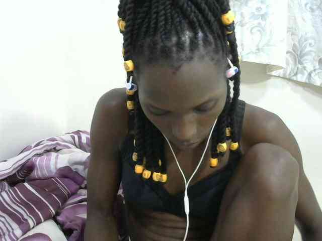 PrettyOne1 webcam