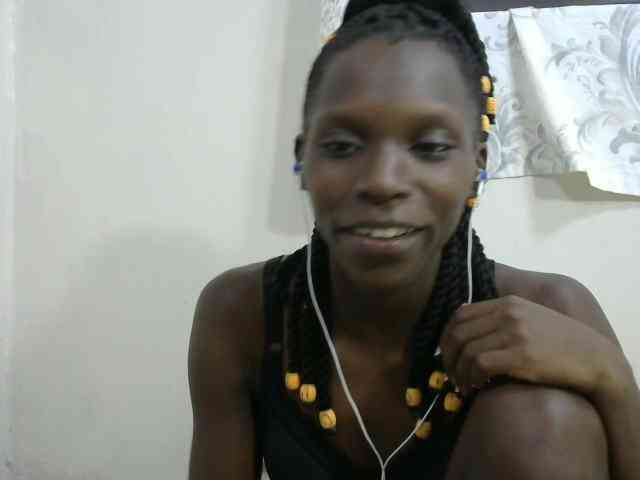 PrettyOne1 webcam