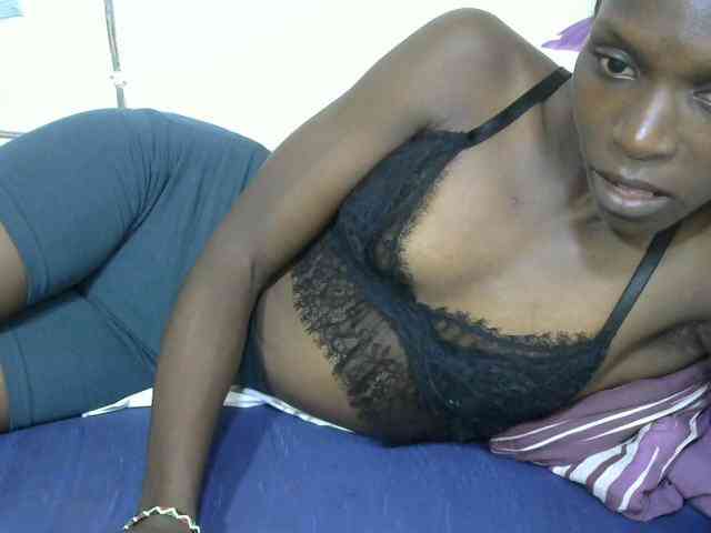 PrettyOne1 webcam