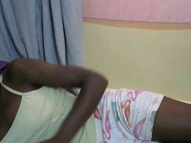 PrettyOne1 webcam