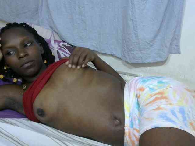 PrettyOne1 webcam