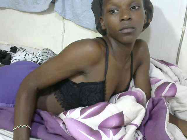 PrettyOne1 webcam