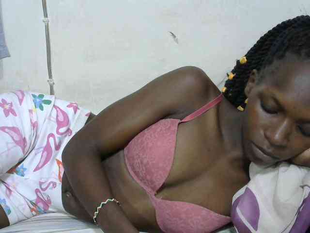 PrettyOne1 webcam