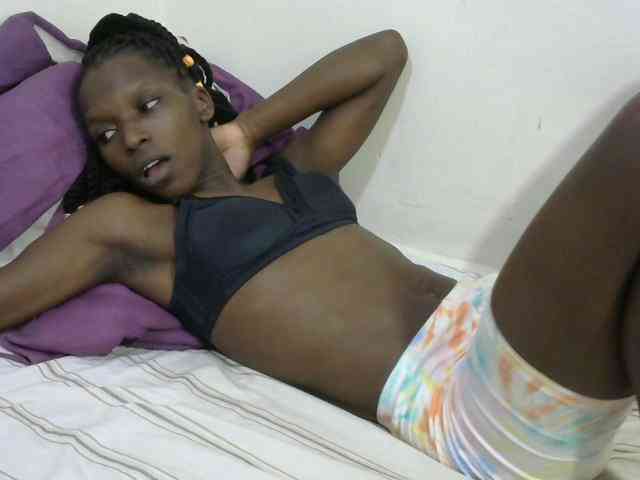PrettyOne1 webcam