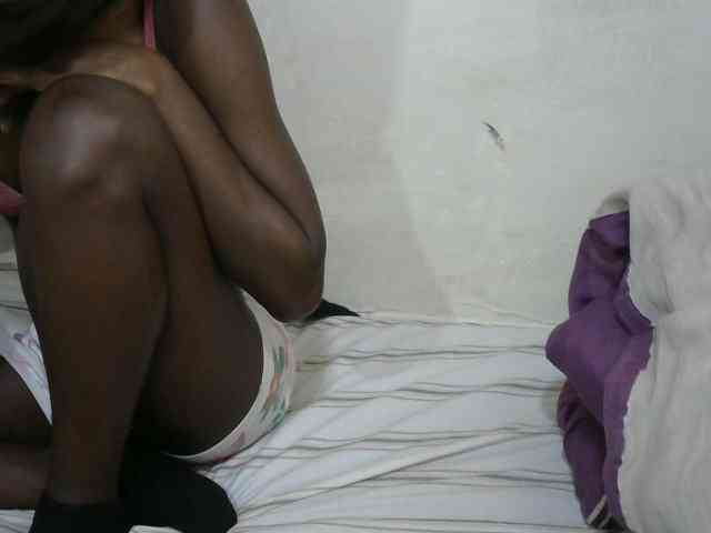 PrettyOne1 webcam