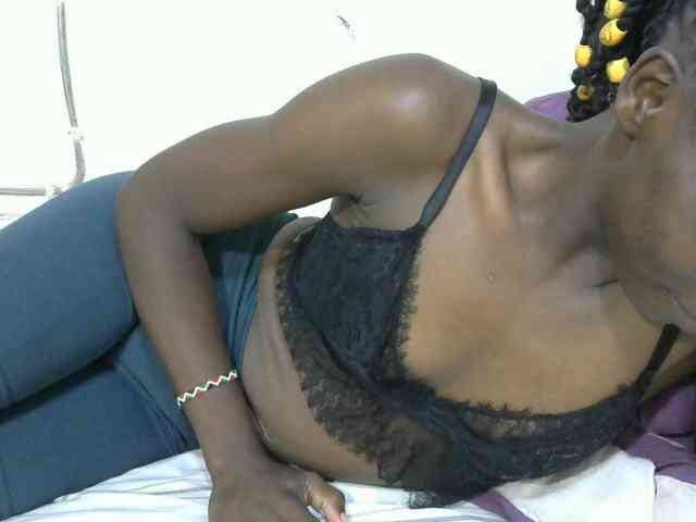PrettyOne1 webcam