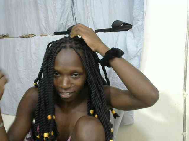 PrettyOne1 webcam