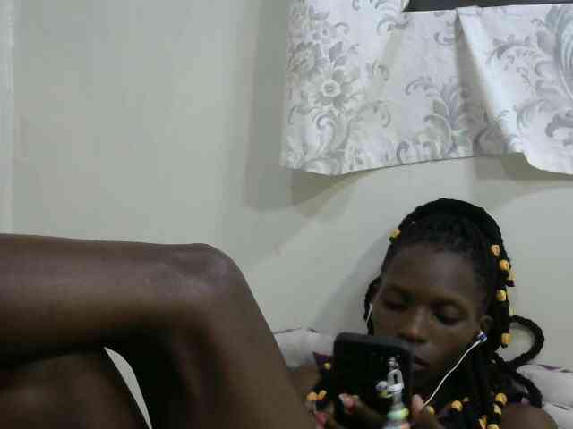 PrettyOne1 webcam