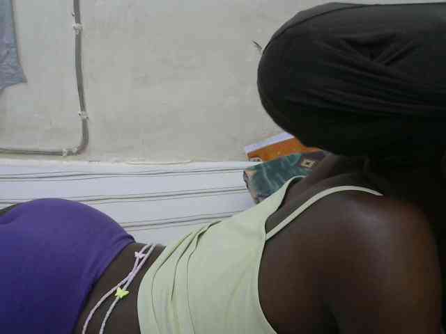 PrettyOne1 webcam