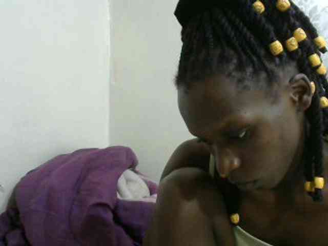 PrettyOne1 webcam
