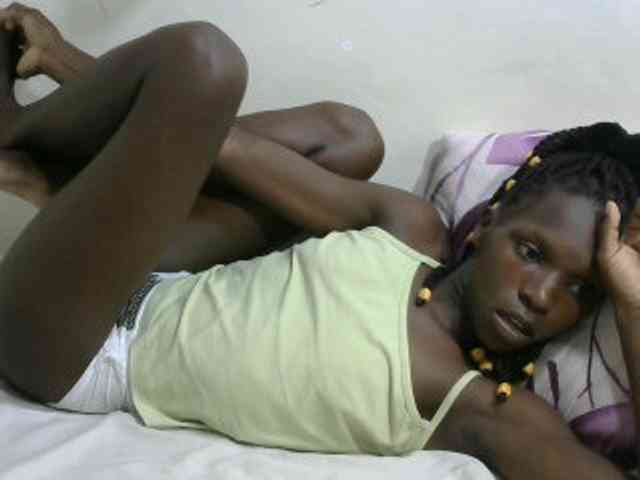 PrettyOne1 webcam